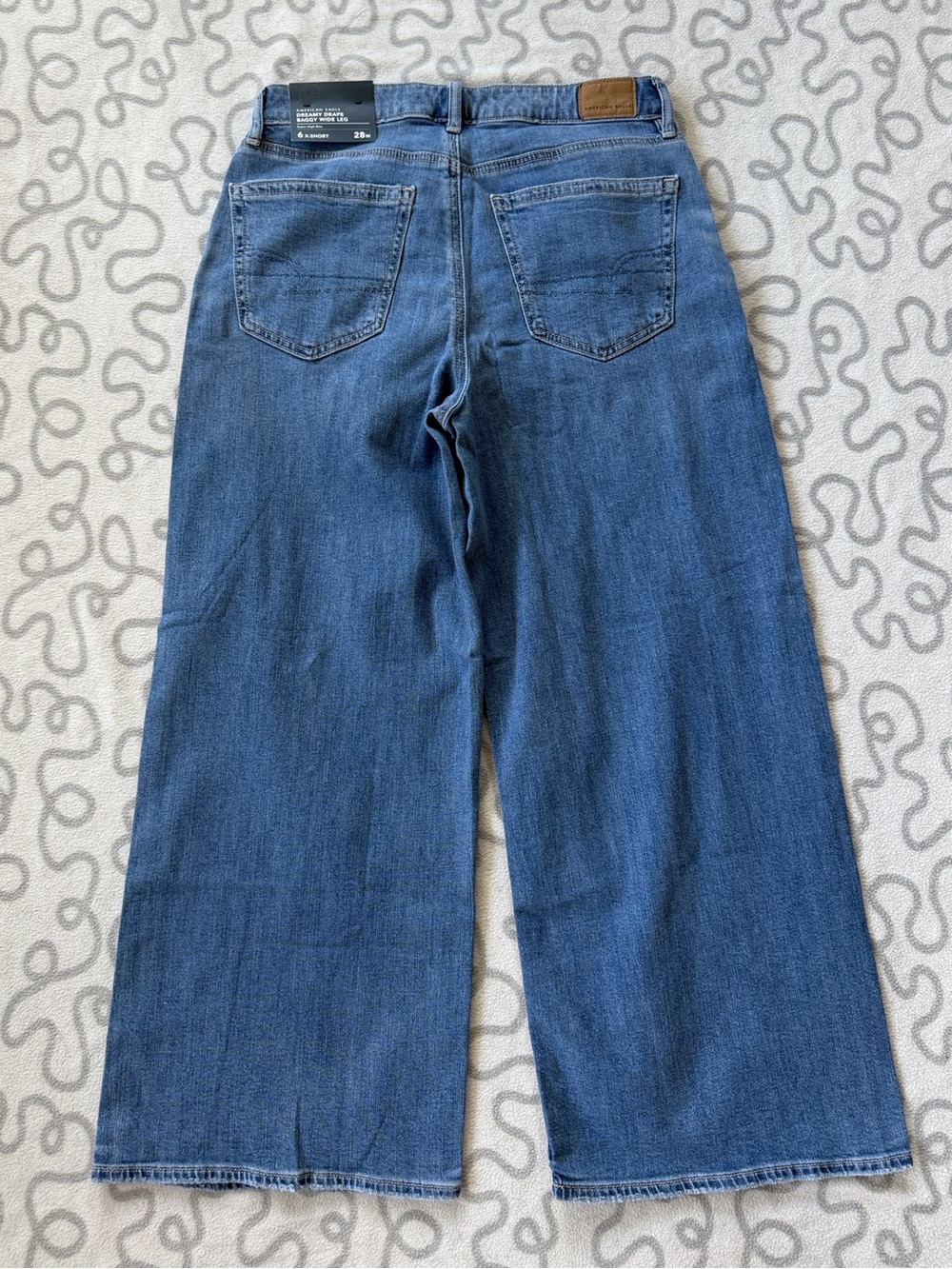 American Eagle Dreamy Drape Baggy Wide-Leg Jean - Picture 2 of 6